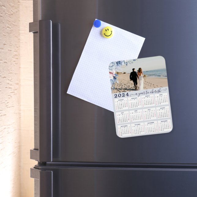 Elegant Dusty Blue Floral Foto 2024 Jahr Kalender Magnet (Von Creator hochgeladen)