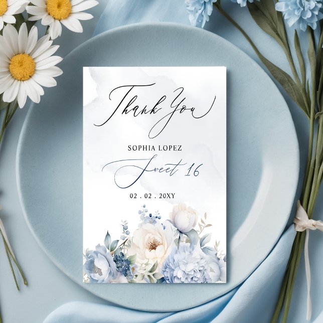 Elegant Dusty Blue Floral Sweet 16 Vielen Dank Postkarte (Elegant Dusty Blue Floral Sweet 16 Thank You Postcard)