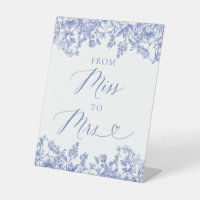 Elegant Dusty Blue Floral Von Miss bis Mrs. Sign