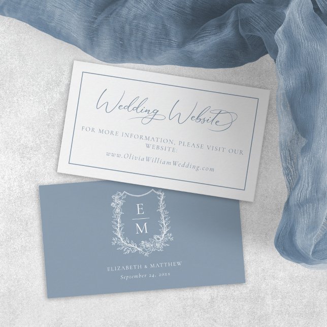 Elegant Dusty Blue Floral Wappen Wedding Website Begleitkarte (Von Creator hochgeladen)