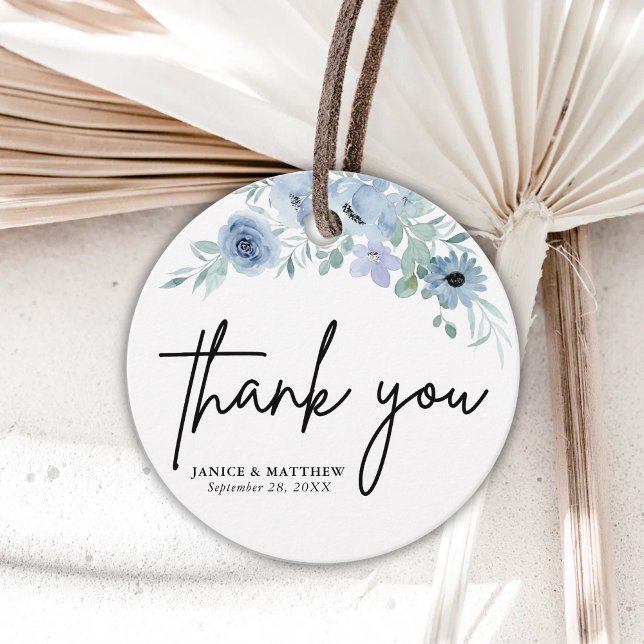 Elegant Dusty Blue Floral Wedding Geschenkanhänger (Von Creator hochgeladen)