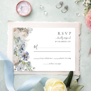 Elegant Dusty Blue Flowers Wedding RSVP Karte