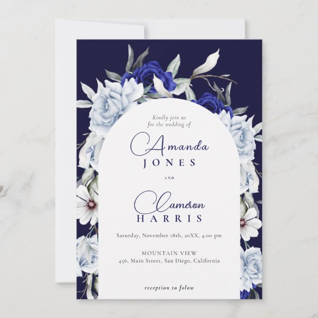 Elegant Dusty Blue Navy Floral Arch Wedding Einladung (Vorderseite)
