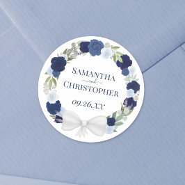 Elegant Dusty Blue & Navy Kranz von Rose Hochzeit Runder Aufkleber