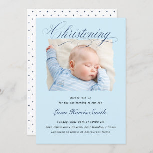 Elegant Dusty Blue Pastel Script Taufe Foto Boy Einladung