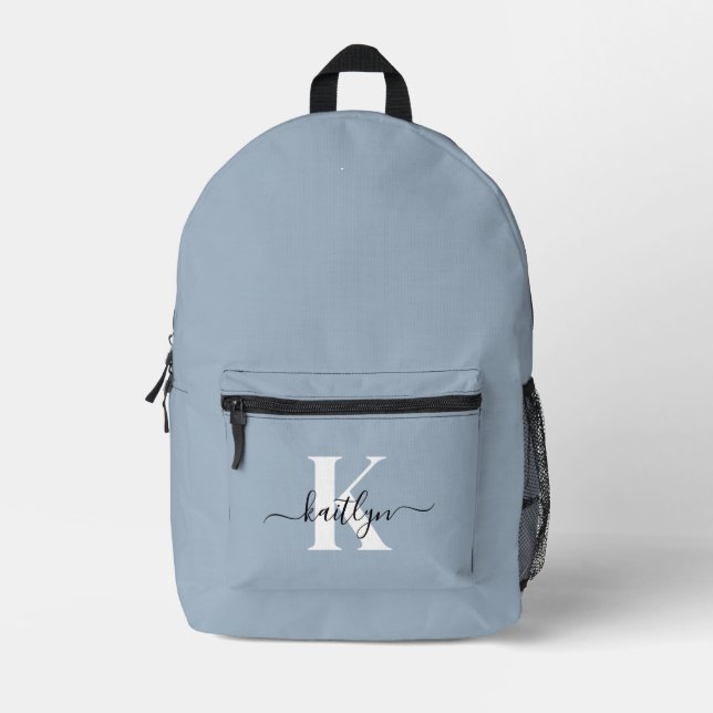 Elegant Dusty Blue Script Monogram Bedruckter Rucksack (Vorderseite)