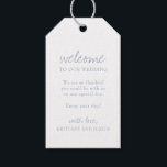 Elegant Dusty Blue Script Wedding Begrüßungsgesche Geschenkanhänger<br><div class="desc">Diese eleganten und einfachen, staubblauen Begrüßungstags sind mit einem modernen, handgeschriebenen Kalligraphie-Script-Schriftart und einem neutralen, minimalistischen Design ausgestattet. Diese Geschenktafeln eignen sich perfekt für Hochzeiten in Urlaubsort und Begrüßungstaschen für Hotelgäste. Personalisieren Sie die Tags mit dem Ort Ihrer Hochzeit, eine kurze Begrüßung, Ihre Namen und Hochzeitsdatum. Um Text hinzuzufügen oder...</div>