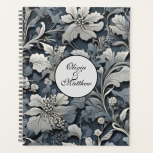 Elegant dusty blue white grau planer