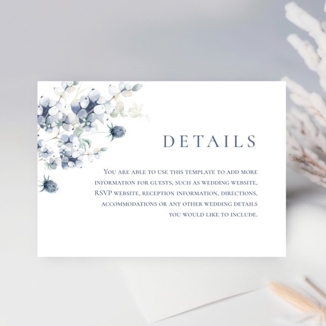 Elegant Dusty Blue Winter Foliage Hochzeitdetails Begleitkarte (Von Creator hochgeladen)