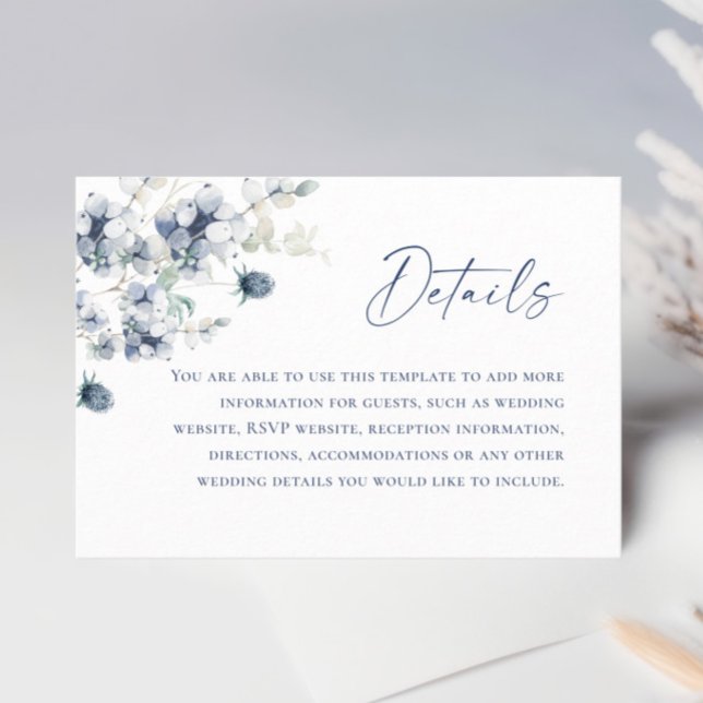 Elegant Dusty Blue Winter Foliage Hochzeitdetails Begleitkarte (Von Creator hochgeladen)