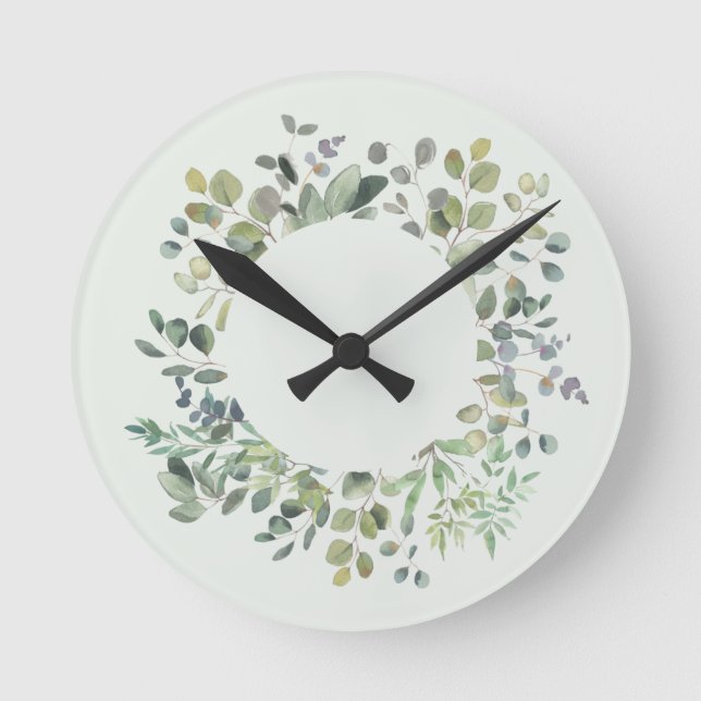 Elegant Eukalyptus Branch Botanical Dusty Green Runde Wanduhr (Vorderseite)