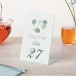 Elegant Eukalyptus Greenerity Wedding Table Sockelschild<br><div class="desc">Elegantes Eukalyptus Greenery Wedding Tischnummer Sign. Alle Texte sind so vorbereitet,  dass Sie sie einfach und schnell mit Ihren eigenen Details personalisieren können.</div>