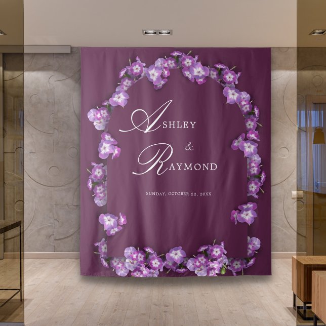 Elegant Finn Rustic Lila Lilac Arch Florals Wandteppich (Von Creator hochgeladen)