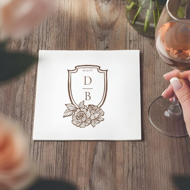 Elegant Floral Crest Couples Monogram Wedding Date Serviette (Elegant Floral Crest Couples Monogram Wedding Date Napkins)