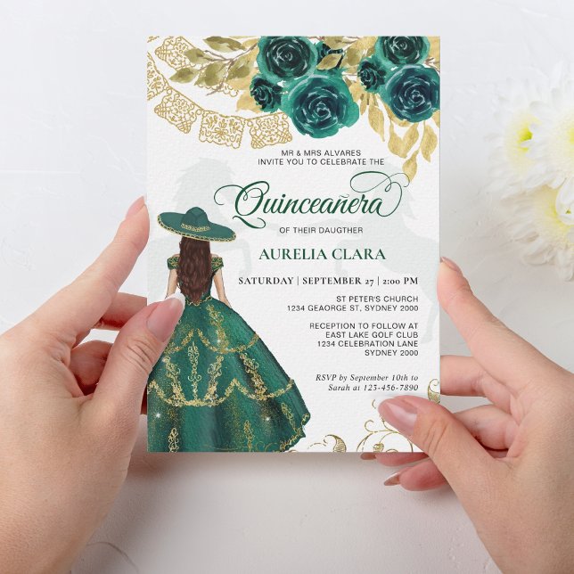 Elegant Floral Emerald Green Horse Quinceañera Einladung (Von Creator hochgeladen)