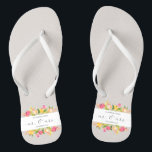 Elegant Floral Mr & Mrs Wedding| Flip Flops<br><div class="desc">Für weitere Anpassungen klicken Sie bitte auf die Schaltfläche "Anpassen" und verwenden Sie unser Designwerkzeug, um diese Vorlage zu ändern. Wenn die Optionen verfügbar sind, können Sie Text und Bild ändern, indem Sie einfach auf "Text oder Bild hier bearbeiten/entfernen" klicken und Ihre eigenen hinzufügen. Wenn Sie möchten, dass dieses Design...</div>
