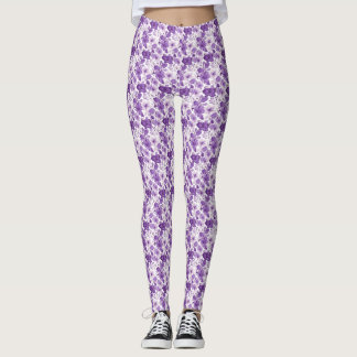 Elegant floral pattern in purple tones leggings