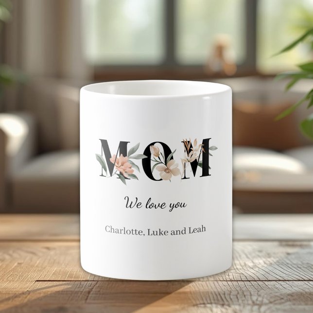 Elegant Floral Personalized Mom Mug Gift Kaffeetasse (Von Creator hochgeladen)