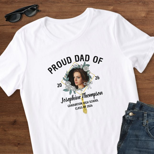 Elegant Floral Proud Dad Of 2026 Graduate Photo  T-Shirt (Von Creator hochgeladen)