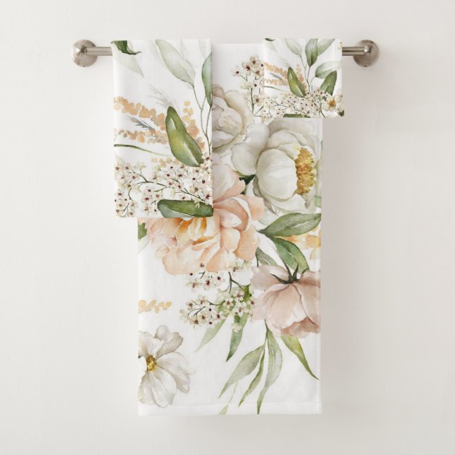 Elegant floral towels with soft, pastel flowers  badhandtuch set (Insitu)