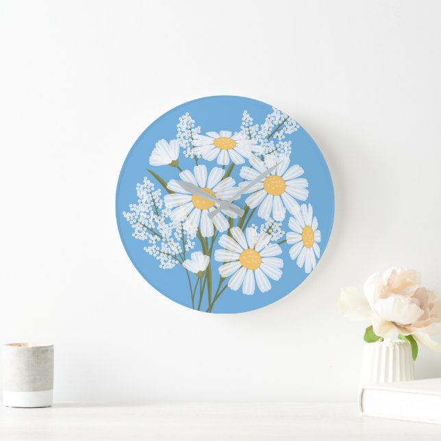 Elegant Floral White Daisies on Blue Große Wanduhr (Zuhause)