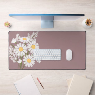 Elegant Floral White Daisies on Rosy Brown Schreibtischunterlage