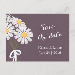 Elegant Floral White Daisies Plum Save the Date Ankündigungspostkarte