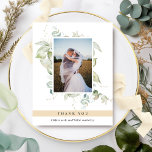Elegant Foto Greenerity Wedding Beige Tan Danke Yo<br><div class="desc">Elegantes Foto Hochzeit danke Ihnen eine Flachkarte mit exquisitem Aquarell-Grün, die Ihr Bild zeigt. Beige bräunliche Streifen zeigen danke Ihnen Nachricht. Zurück mit schönem grünem Monogramm mit Paaren Initialen. Möglichkeit, Karten mit einer eigenen gedruckten Nachricht auf der Rückseite zu empfangen oder unsere Nachricht zu löschen und den Rücken in schwarz...</div>