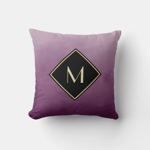 Elegant gebürstet violett mit einfachem goldenen M Kissen