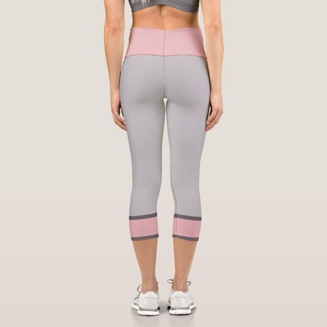 Elegant Girly Pink Light Gray Capri Leggings (Rückseite)