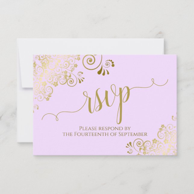 Elegant Gold Calligraphy on Lilac Purple Wedding RSVP Karte (Vorderseite)