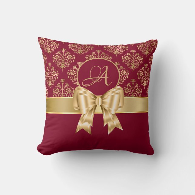 Elegant Gold Damask Monogram auf Burgundy Kissen (Vorderseite)