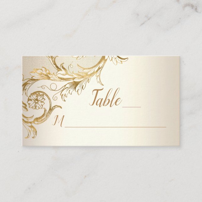 Elegant Gold Floral Damask Script Monogram Wedding Platzkarte (Vorderseite)