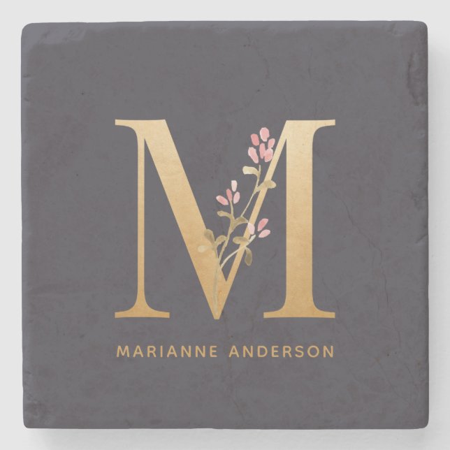Elegant Gold Floral M Monogram Chic Personalisiert Steinuntersetzer (Vorderseite)