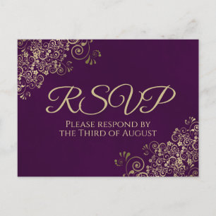 Elegant Gold Frills on Plum Lila Wedding RSVP Postkarte