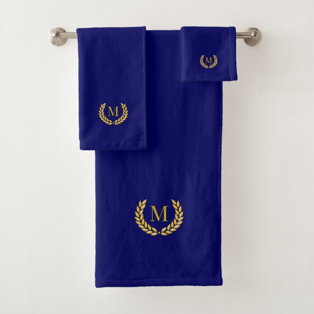 Elegant Golden Laurel & Monogram on Navy Blue Badhandtuch Set (Insitu)