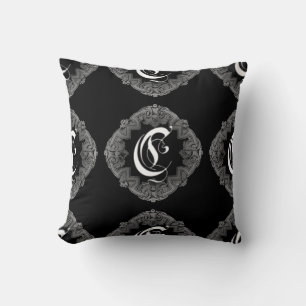 Elegant Goth Initial C Throw Kissen