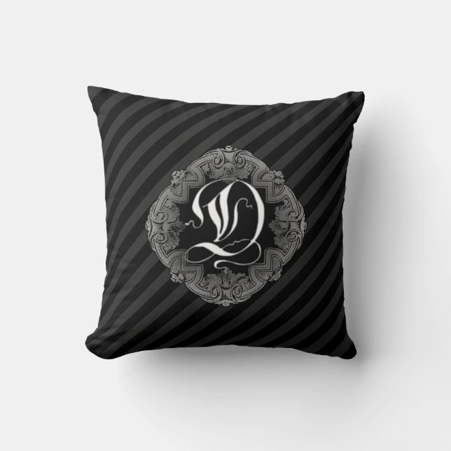 Elegant Goth Initial D Throw Kissen (Vorderseite)