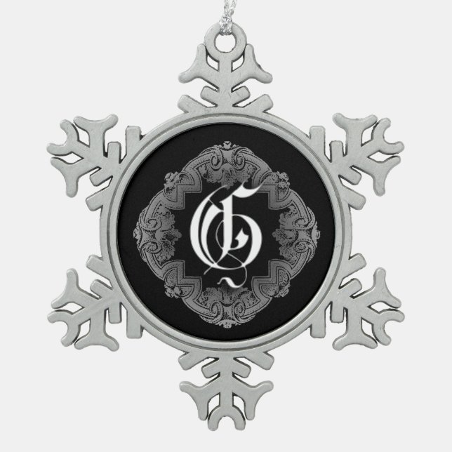 Elegant Goth Initial G Snowflake Schneeflocken Zinn-Ornament (Vorderseite)