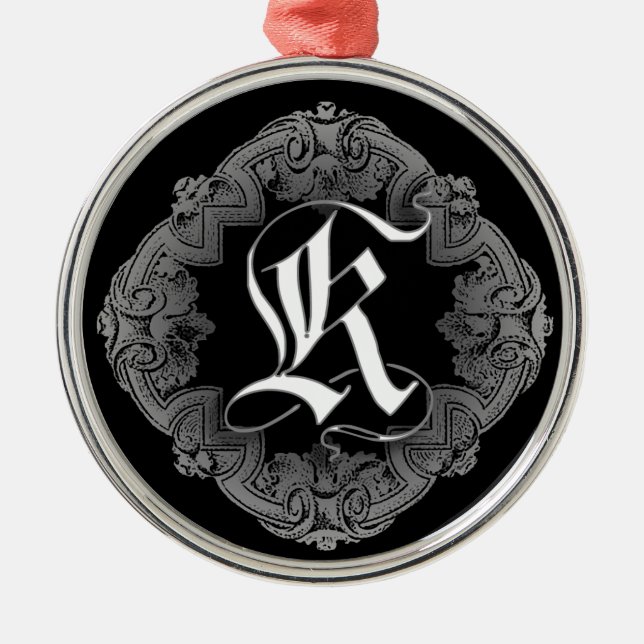 Elegant Goth Initial K Ornament Aus Metall (Vorne)