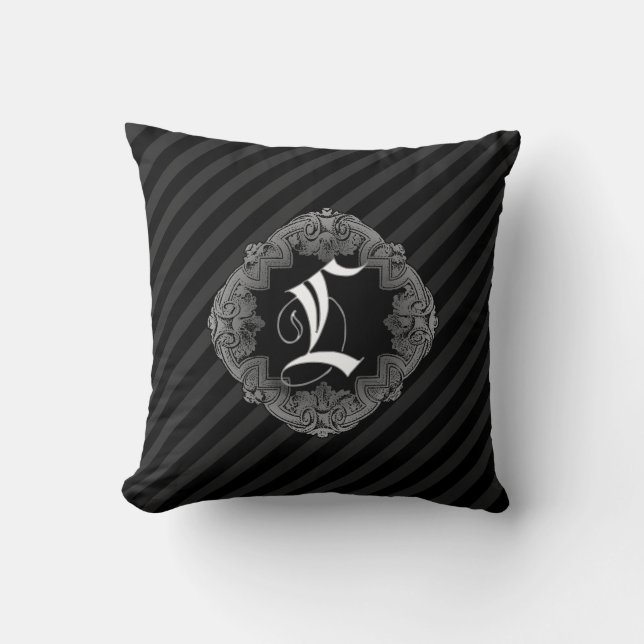 Elegant Goth Initial L Throw Kissen (Vorderseite)