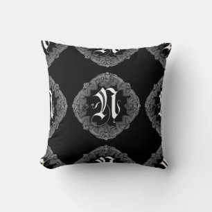 Elegant Goth Initial N Kissen