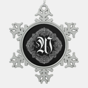 Elegant Goth Initial W Snowflake Schneeflocken Zinn-Ornament