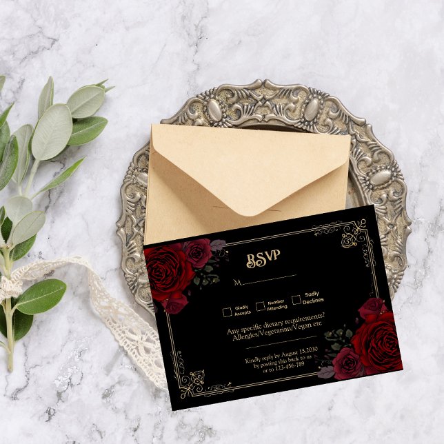 Elegant Gothic Romance Roses Wedding RSVP Karte (Von Creator hochgeladen)