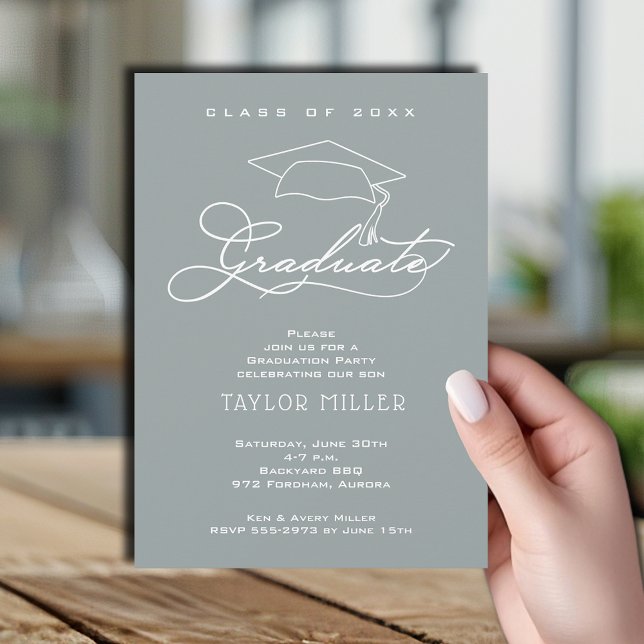 Elegant Grad Cap Silver Gray Abschluss Einladung (Elegant white script and grad hat silver gray graduation party invitations)