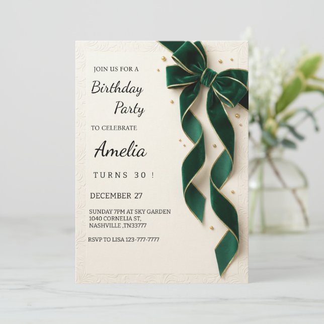Elegant Green gold Bow Birthday Party Einladung (Stehend Vorderseite)