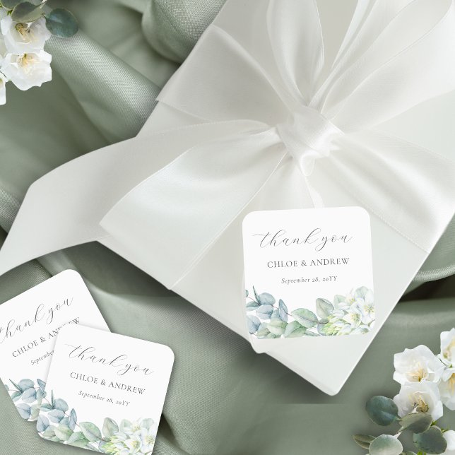 Elegant Greenery Script Vielen Dank Gastgeschenk H Quadratischer Aufkleber (These thank you stickers are perfect for wedding favors for couples who love a fine art wedding look)