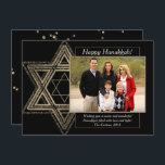 Elegant Hanukkah Gold Moderner Star des David Foto Feiertagskarte<br><div class="desc">Minimal klassische Bar/Bat Mitzvah und Hanukkah moderne Star of David vor einem soliden Hintergrund schafft ein elegantes,  raffiniertes Design. Für andere koordinierende Farben oder passende Produkte,  besuchen Sie JustFharryn @ Zazzle.com oder kontaktieren Sie den Designer,  c/o Fharryn@yahoo.com Alle Rechte vorbehalten. #zazzlemade #christmasdecor</div>