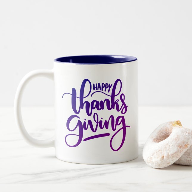 Elegant Happy Thanksgiving Typografie Zweifarbige Tasse (Mit Donut)