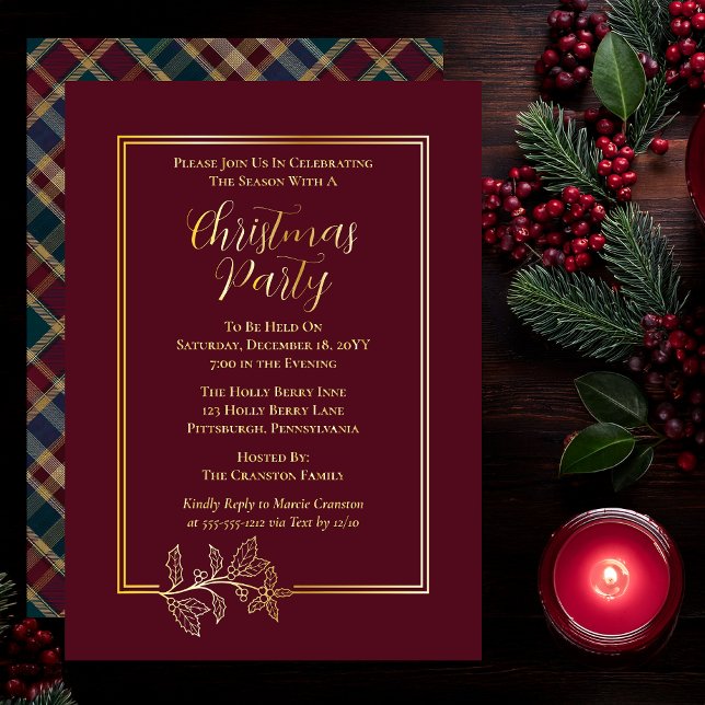 Elegant Holly | Berries Rich Kariertes Party Folieneinladung (Elegant Holly and Berries with Rich Plaid Christmas Party Foil Invitations - Dark Cranberry Red)